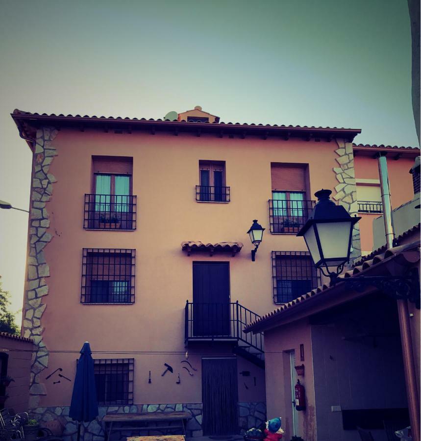 Hostal El Capricho de Horcajada Horcajada de la Torre Exterior foto