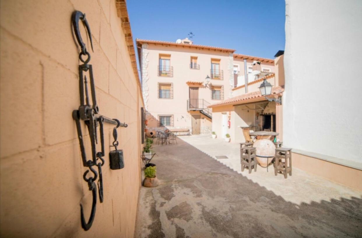 Hostal El Capricho de Horcajada Horcajada de la Torre Exterior foto
